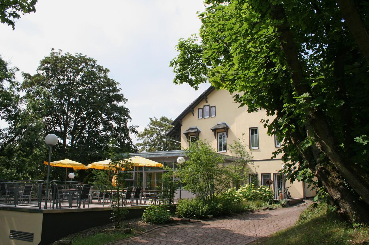 Hôtel Dreibrunnen Gastehaus Im Luisenpark à Erfurt Extérieur photo